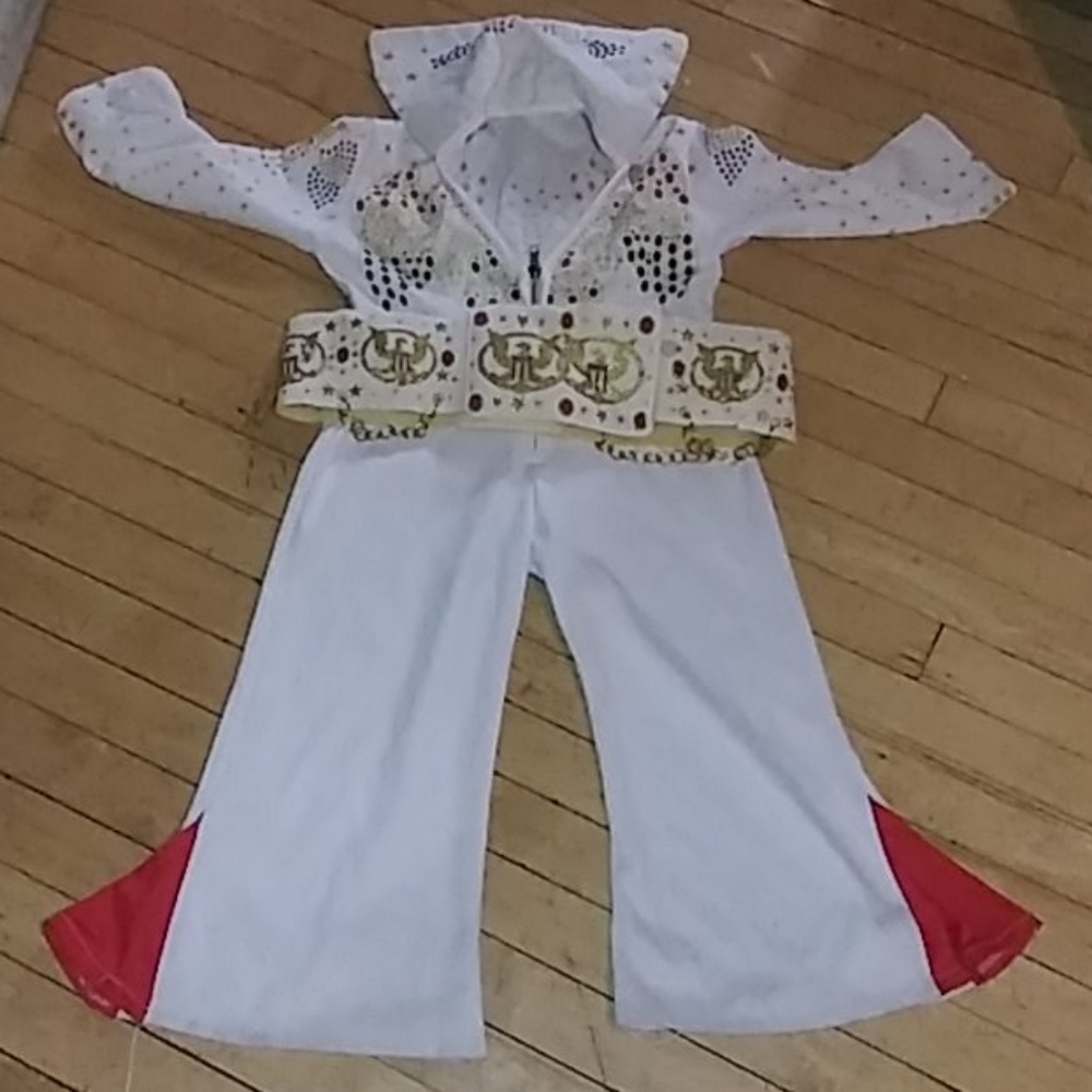 Halloween Costume 🎃